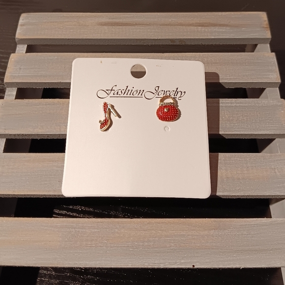 Purse And Heels Red 14K Plated Shiny Alloy Rhinestone Earrings. - Picture 3 of 6